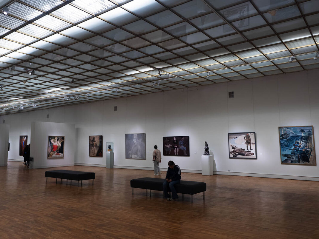 ПРОСТОРНО_ВИСЯТ - Сергей Янович Микк