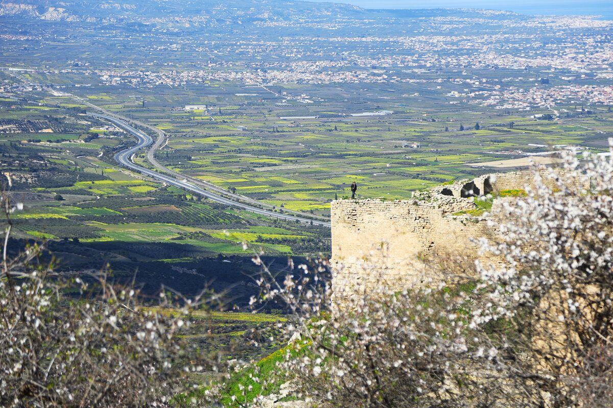 На краю крепости. - Оля Богданович На краю крепости. - Оля Богданович