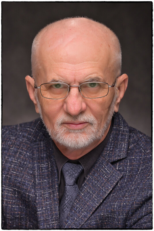 Автопортрет - Александр Беляев