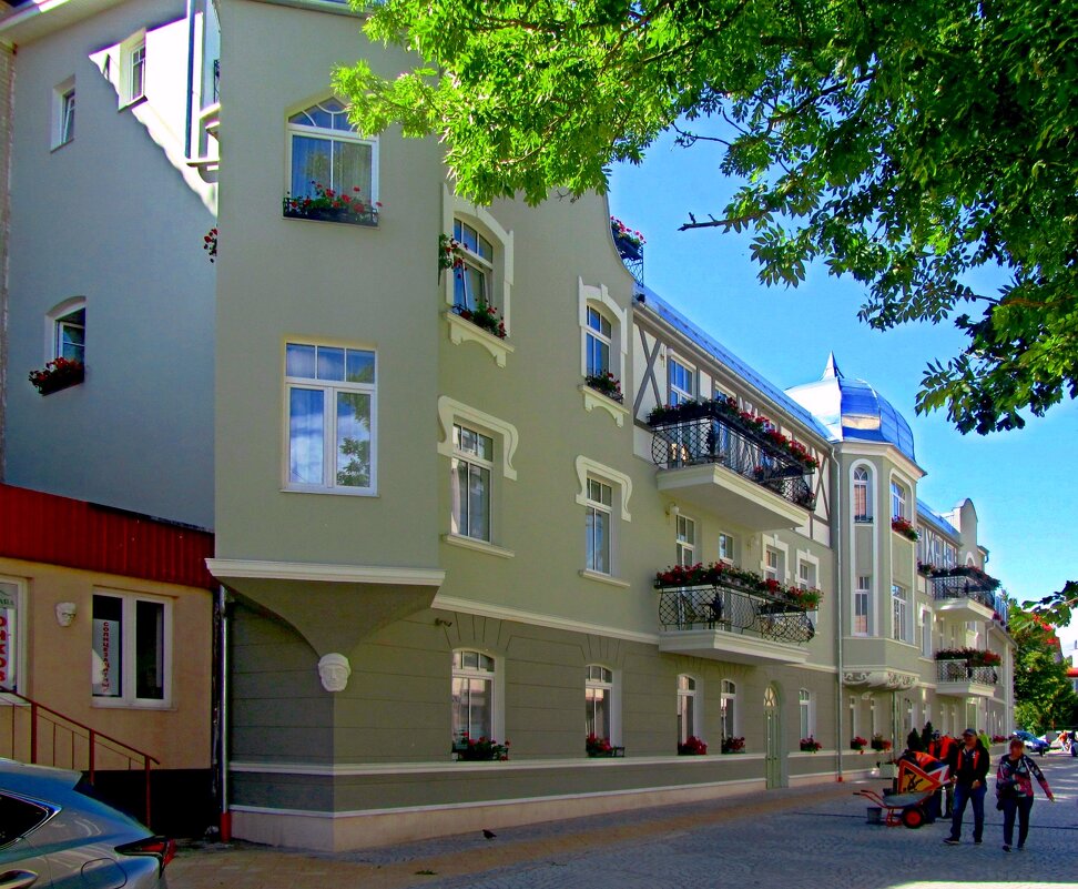 Бывший отель «Восточная Пруссия» - Сергей Карачин Бывший отель «Восточная Пруссия» - Сергей Карачин