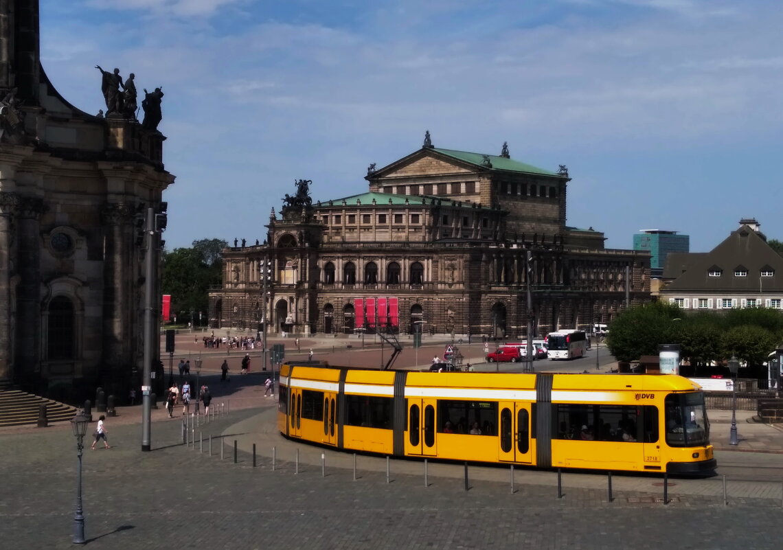 Желтый трамвайчик.. - Татьян@ Ивановна