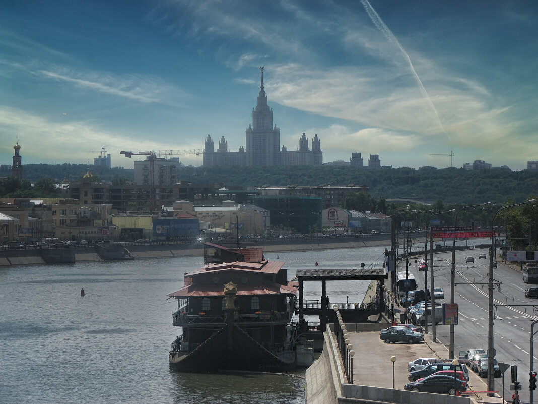 Вид с моста - Джованни Луче Вид с моста - Джованни Луче