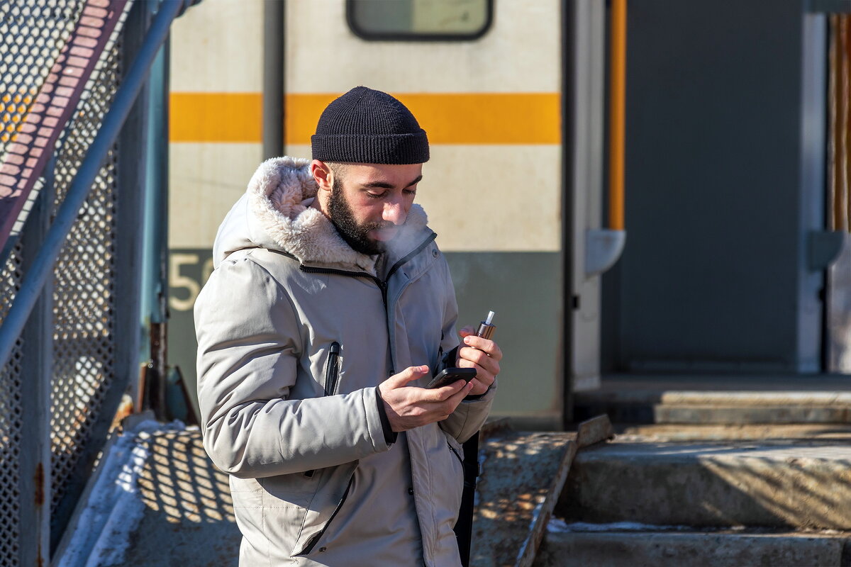 Кинула ? Или осторожно, двери закрываются. - Анатолий. Chesnavik. Кинула ? Или осторожно, двери закрываются. - Анатолий. Chesnavik.