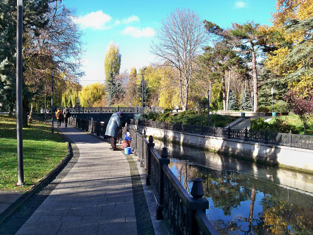 Набережная Салгира - Валентин Семчишин Набережная Салгира - Валентин Семчишин