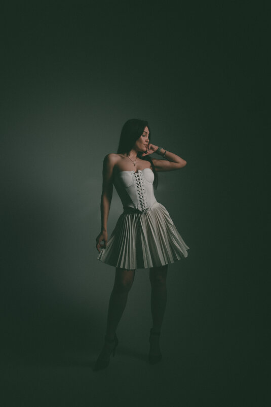 Танцую в темноте - Роман 