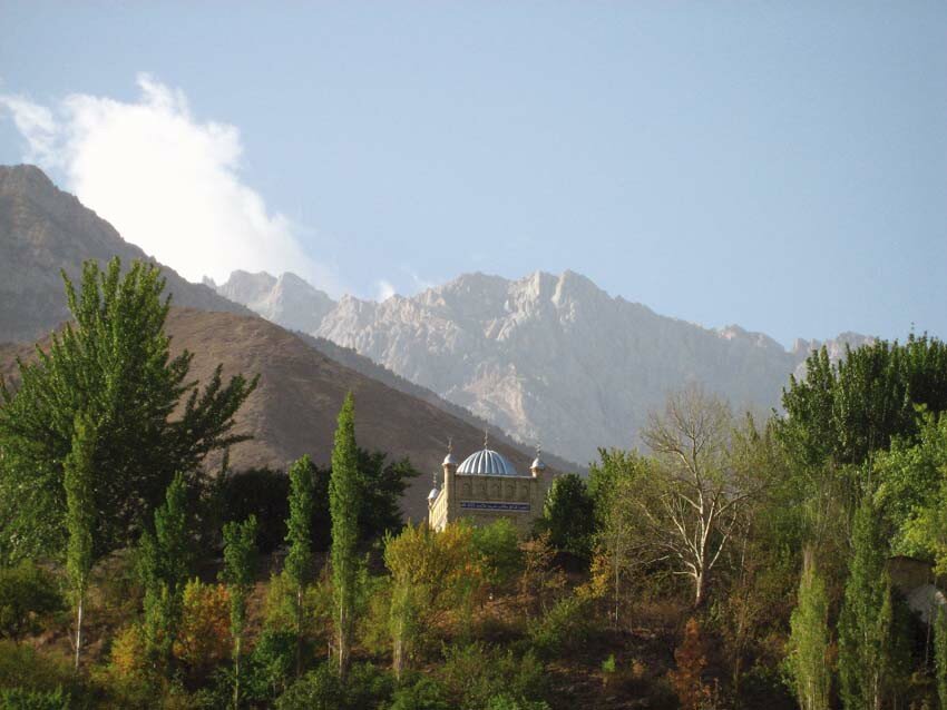 ГОРНАЯ ПРОГУЛКА. - Виктор Осипчук ГОРНАЯ ПРОГУЛКА. - Виктор Осипчук