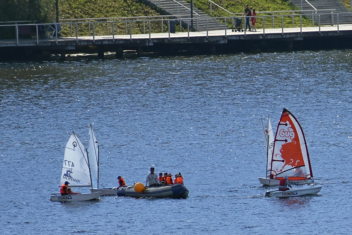 Плыла-качалась лодочка.. - Валерий Пославский Плыла-качалась лодочка.. - Валерий Пославский