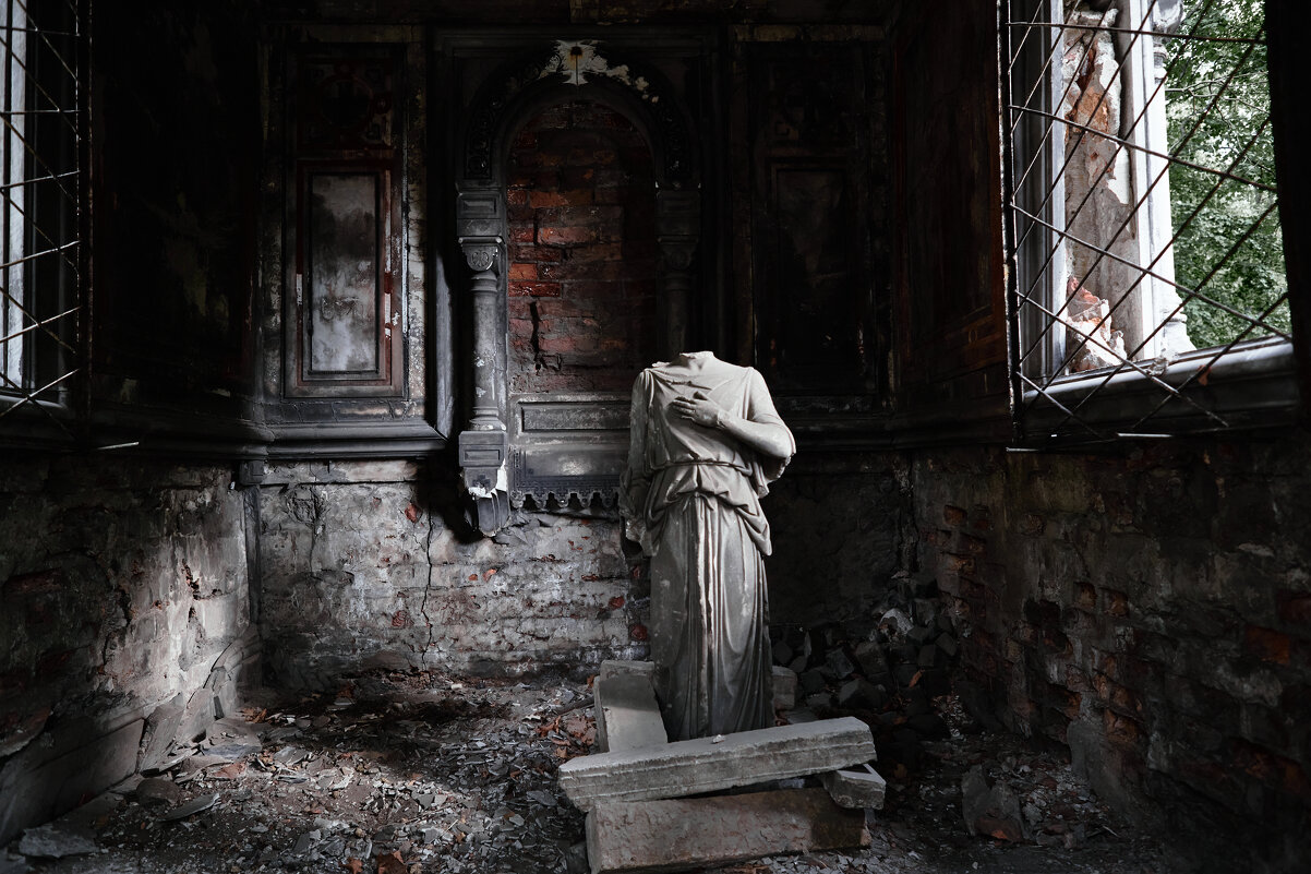 На Новодевичьем кладбище - Ольга Полуэктова