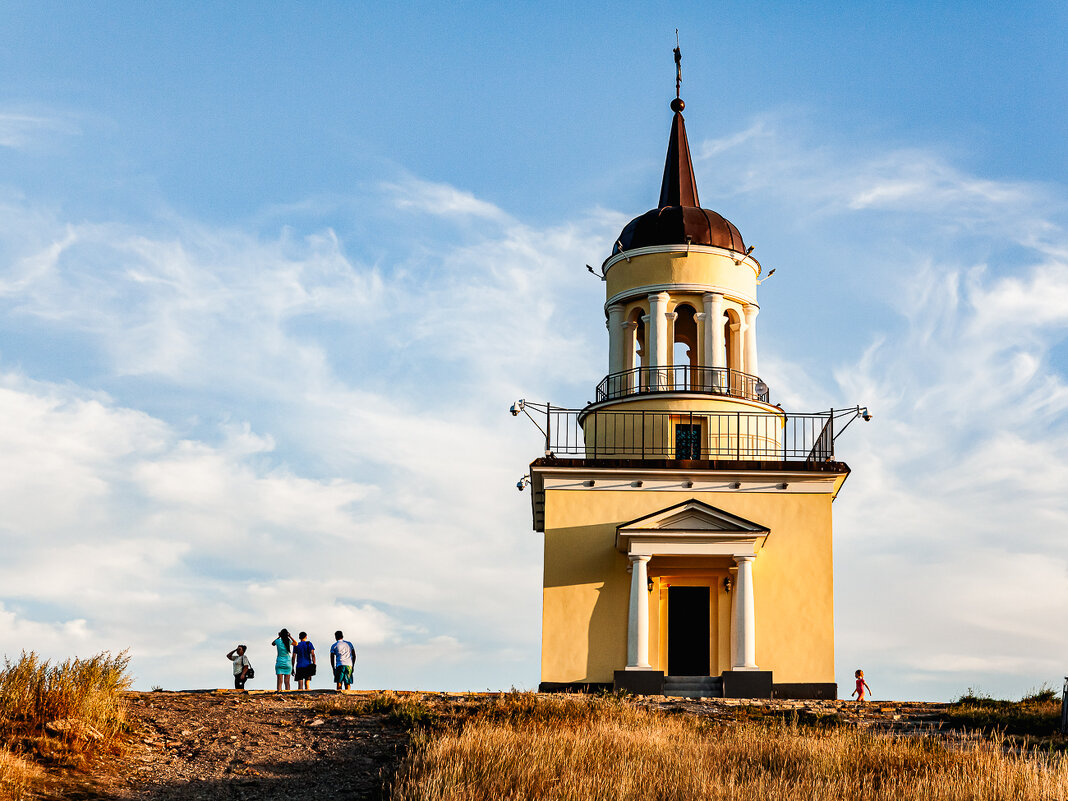 У башни - Александр Бродский