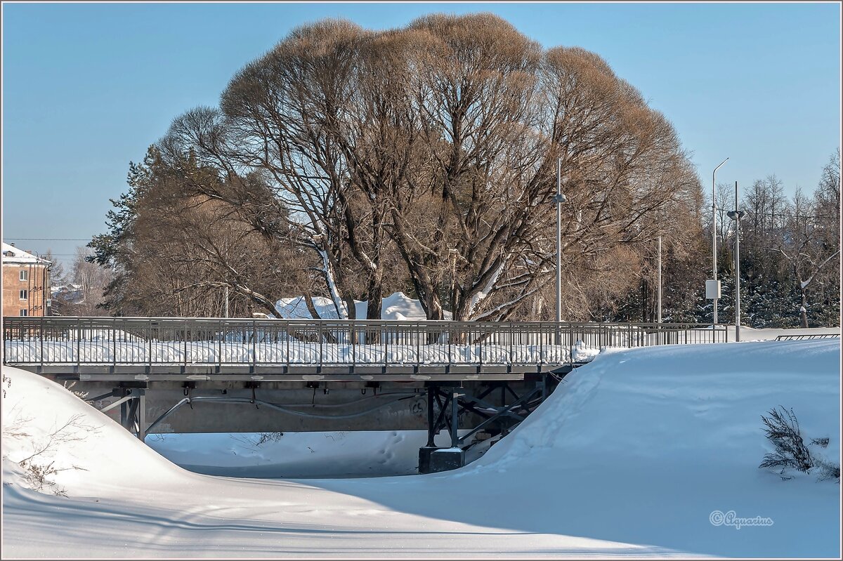 Февральские тени - Aquarius - Сергей Февральские тени - Aquarius - Сергей
