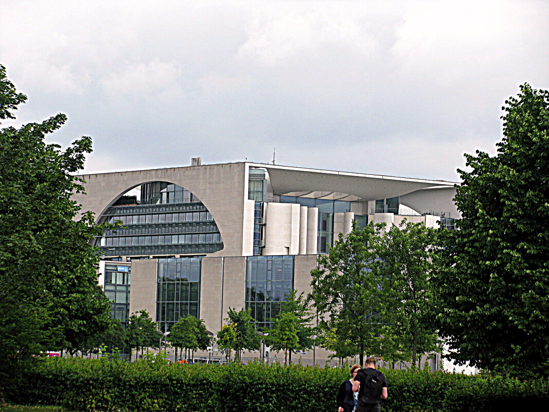 Берлин. - Владимир Драгунский Берлин. - Владимир Драгунский