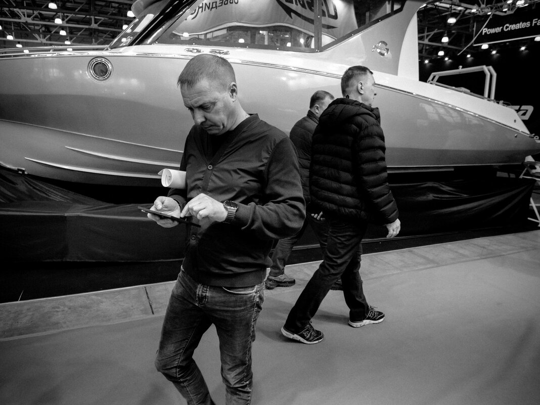 Прогулка - Сергей Золотавин