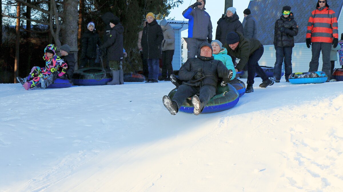 Отдых на снегу.Карпово. - веселов михаил Отдых на снегу.Карпово. - веселов михаил