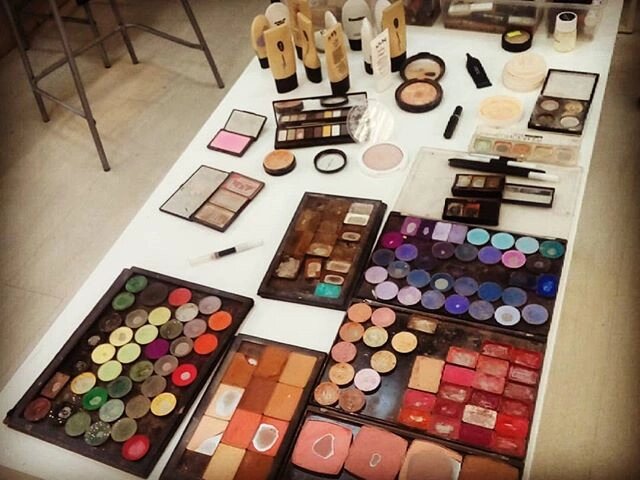 Рабочее место визажиста - Alexandra Sakharova