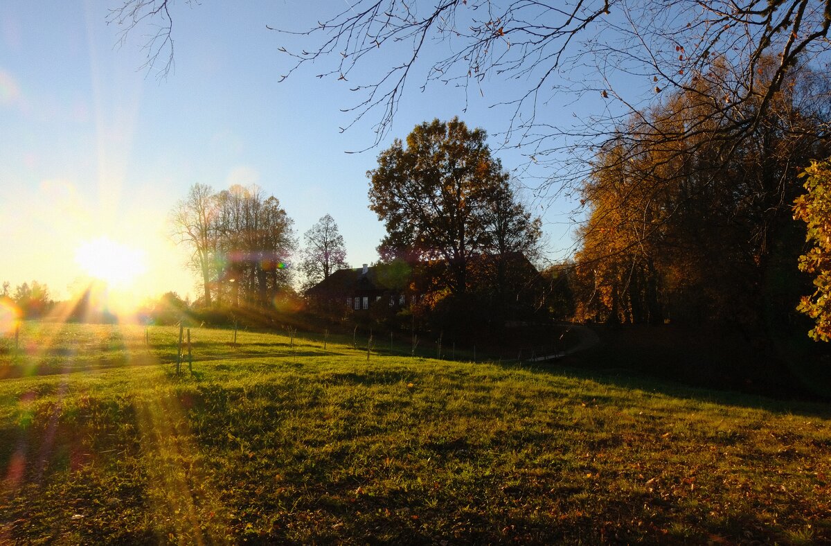 Закат солнца в Тригоском - Олег Зоркий Закат солнца в Тригоском - Олег Зоркий