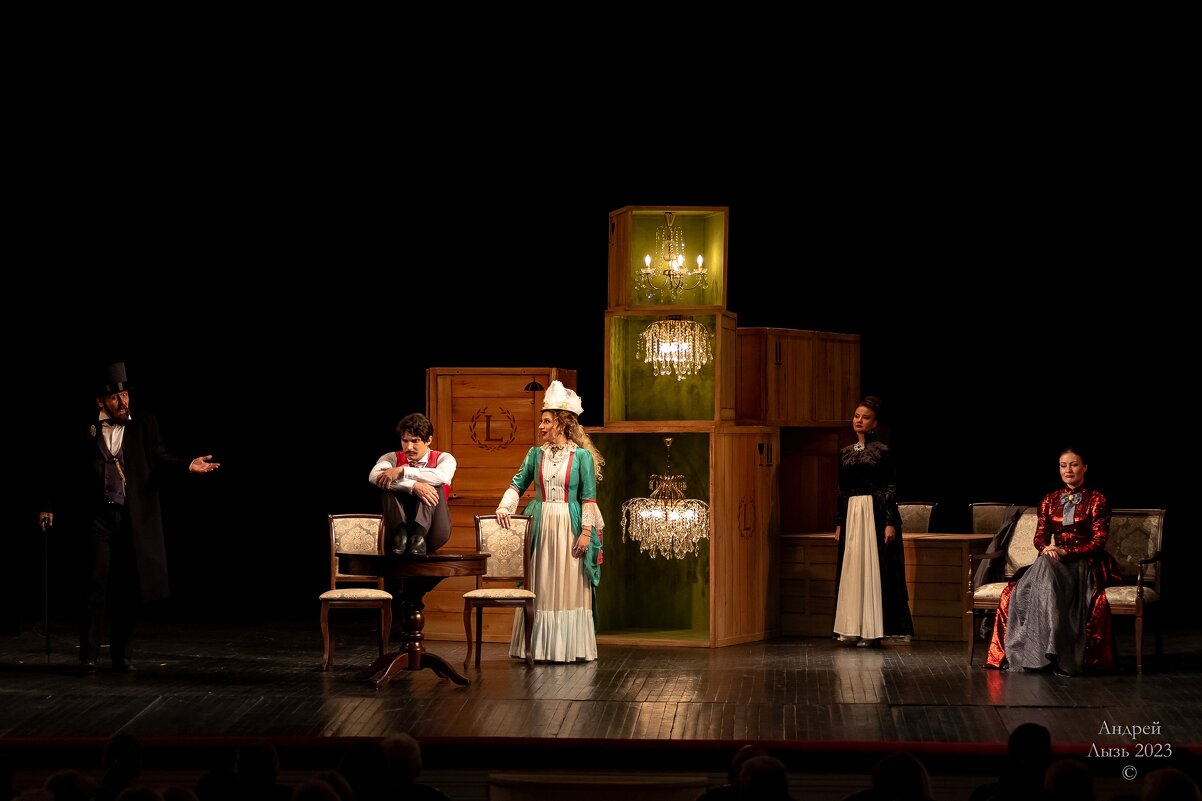 «Красавец мужчина» Волгоградский Казачий театр - Андрей Lyz «Красавец мужчина» Волгоградский Казачий театр - Андрей Lyz