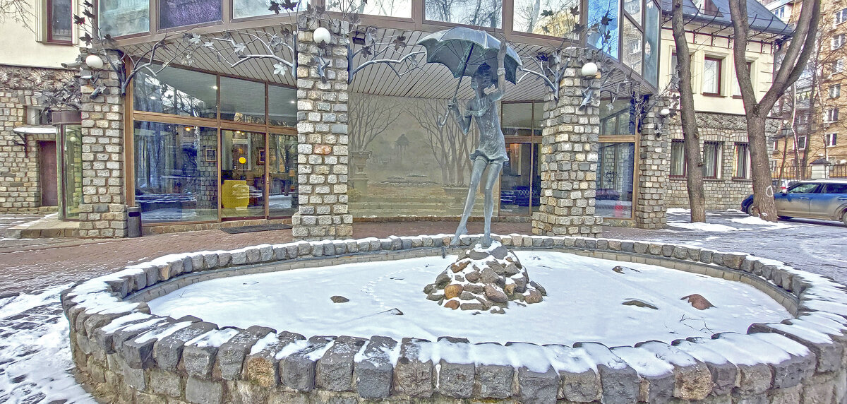 фонтан "Девочка под зонтиком" 3 - ИРЭН@ . фонтан "Девочка под зонтиком" 3 - ИРЭН@ .