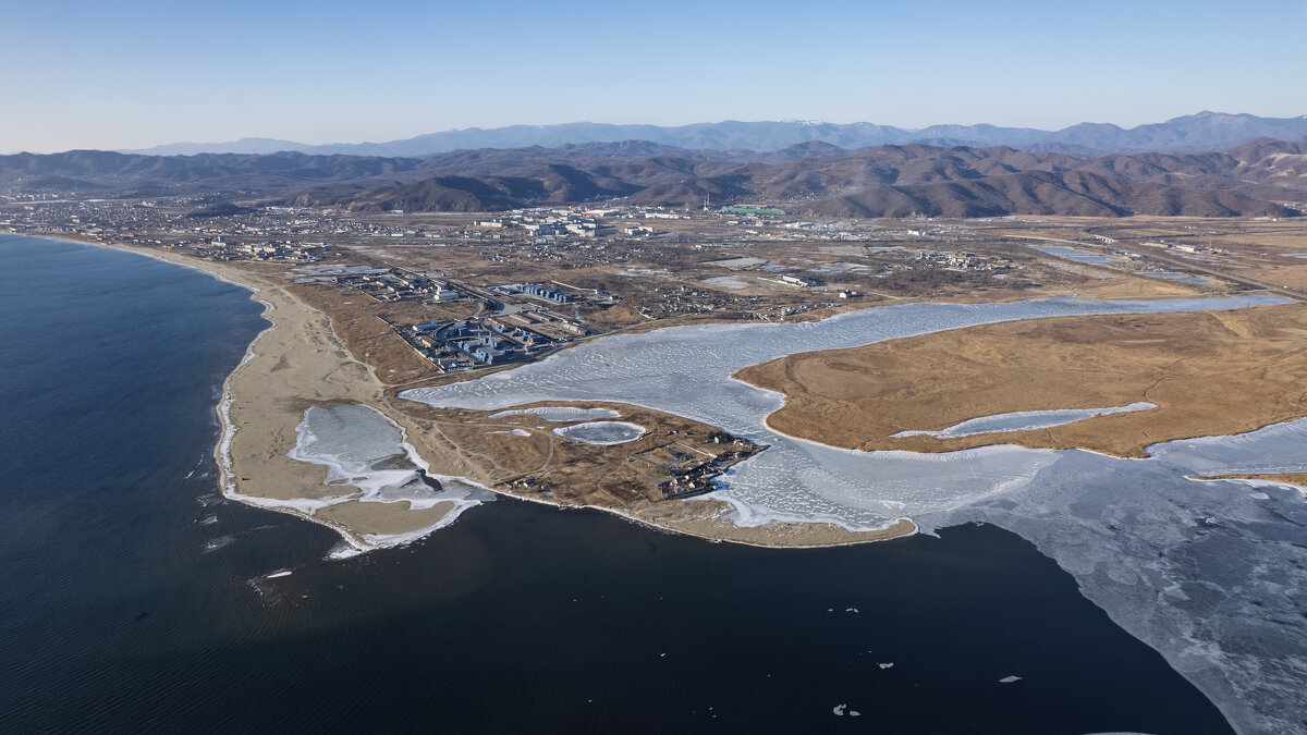 Вид с г. Сестра г. Находка_2 - Alexandr Khizhniak Вид с г. Сестра г. Находка_2 - Alexandr Khizhniak