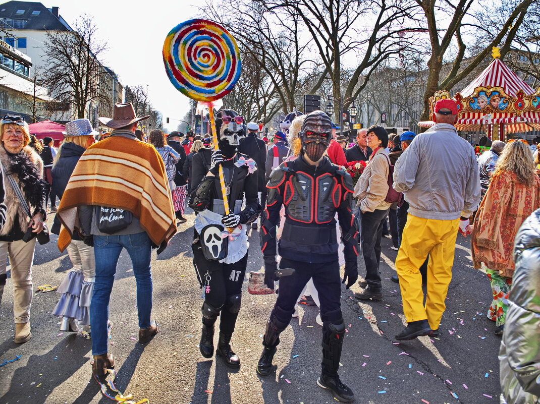 *** - Witalij Loewin