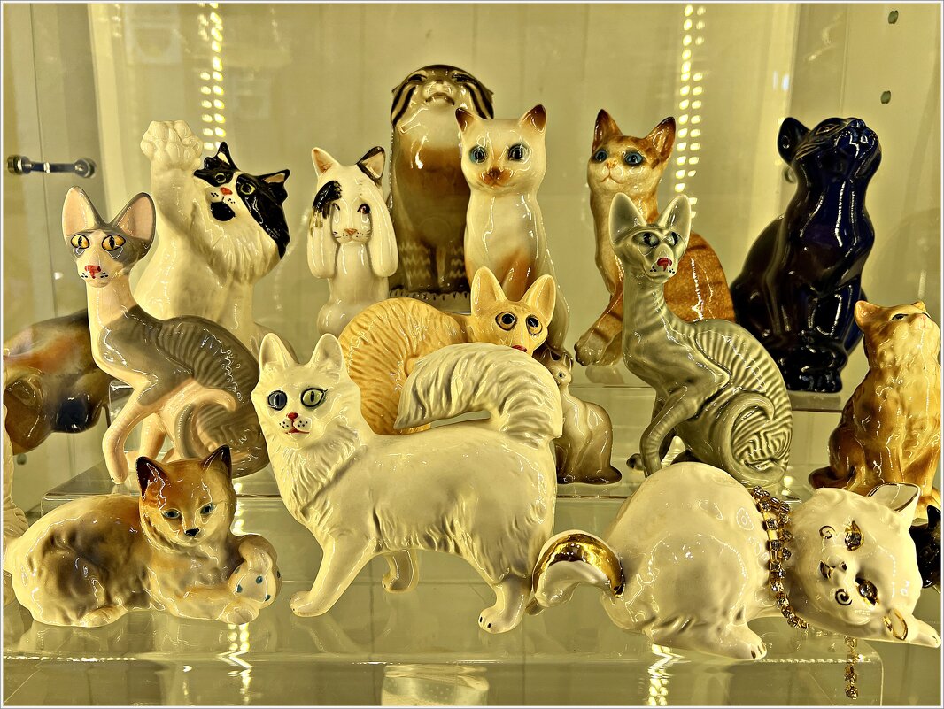 В интерьере музея. - Валерия Комова В интерьере музея. - Валерия Комова