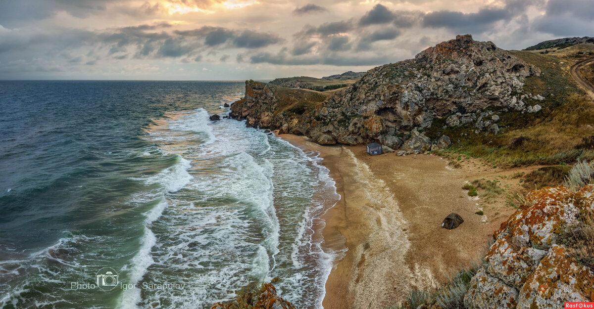 Утро в бухте Александра Новикова - Игорь Сарапулов Утро в бухте Александра Новикова - Игорь Сарапулов