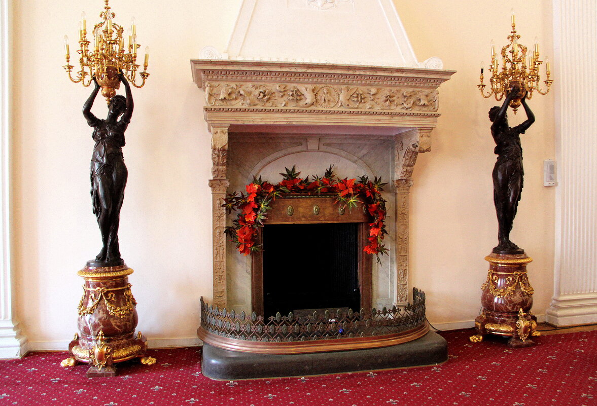 Камины Ливадийского дворца - Елена Даньшина Камины Ливадийского дворца - Елена Даньшина