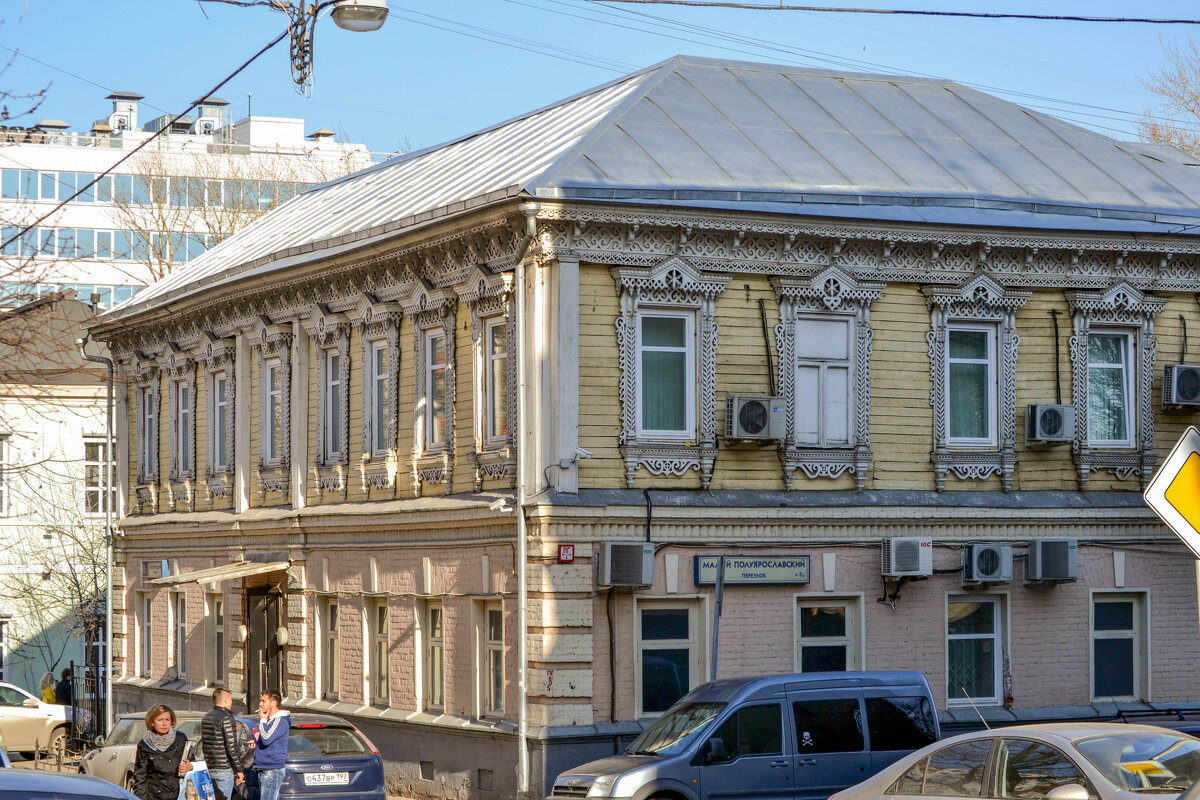 Доходный дом купцов Скворцовых 1889 года - Сергей Лындин Доходный дом купцов Скворцовых 1889 года - Сергей Лындин