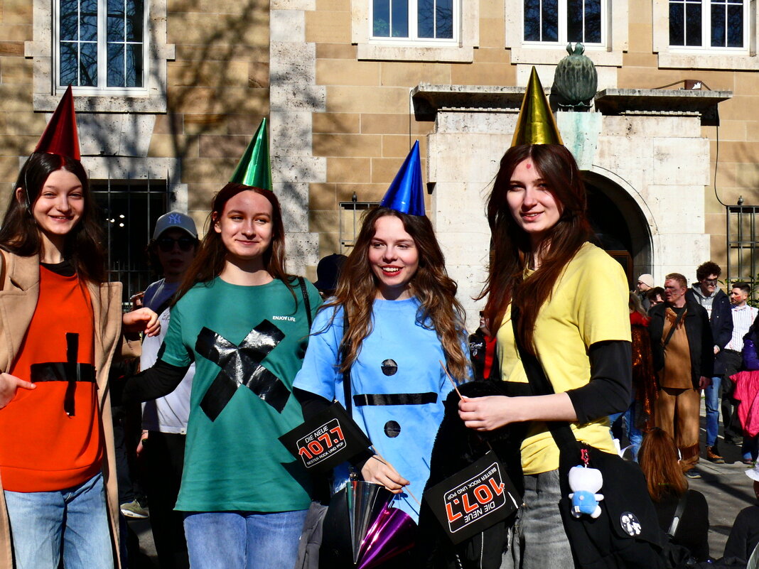 Гости карнавала - 9 - Алексей Кузнецов