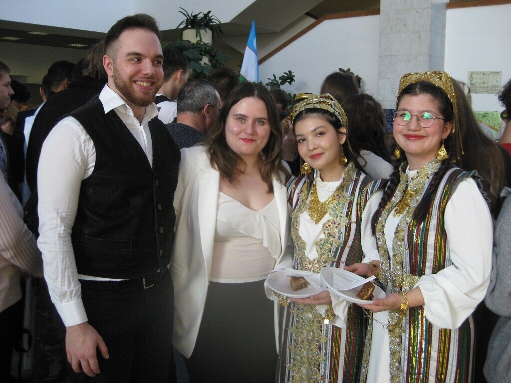 Восточные красавицы - Дмитрий Никитин Восточные красавицы - Дмитрий Никитин