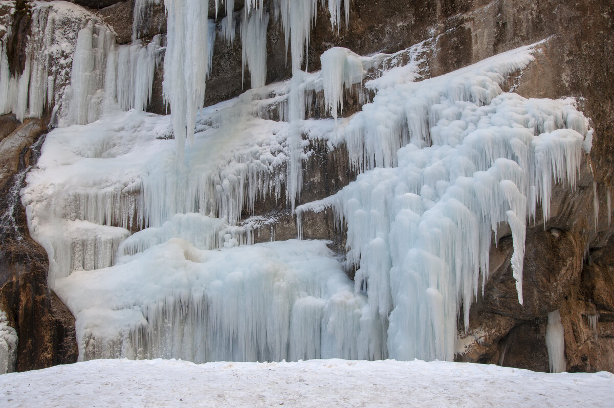Горная Балкария. 2022 год. Чегемские водопады замёрзли - Gen Горная Балкария. 2022 год. Чегемские водопады замёрзли - Gen