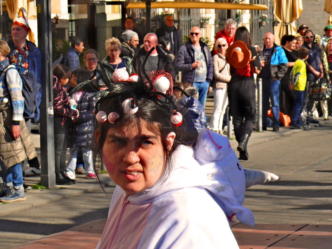 Гости карнавала - 13 - Алексей Кузнецов