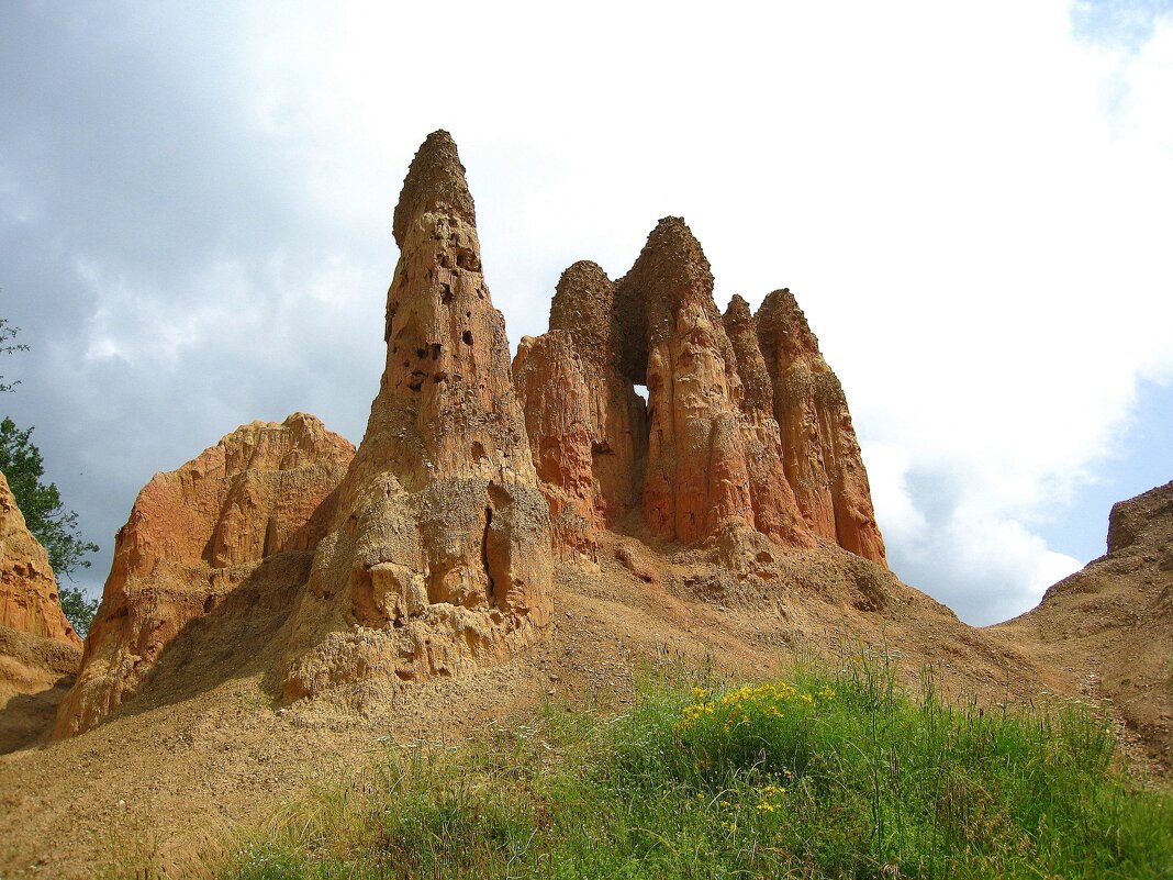 Песчаные Пирамиды в Фоче, Босния и Герцеговина. - unix (Илья Утропов)