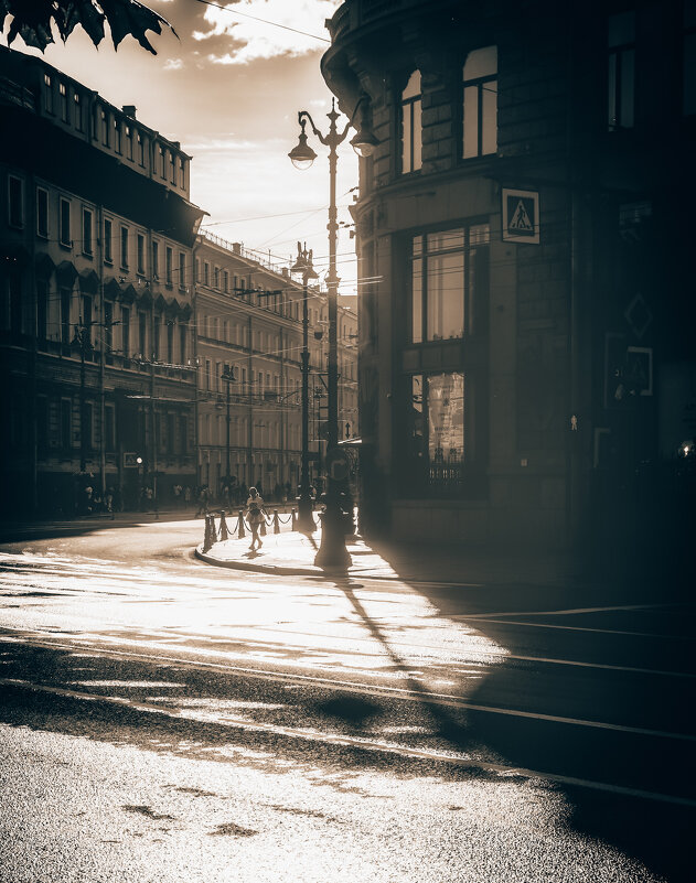 Поворот с Невского на Адмиралтейский проспект. - Sergei Vikulov