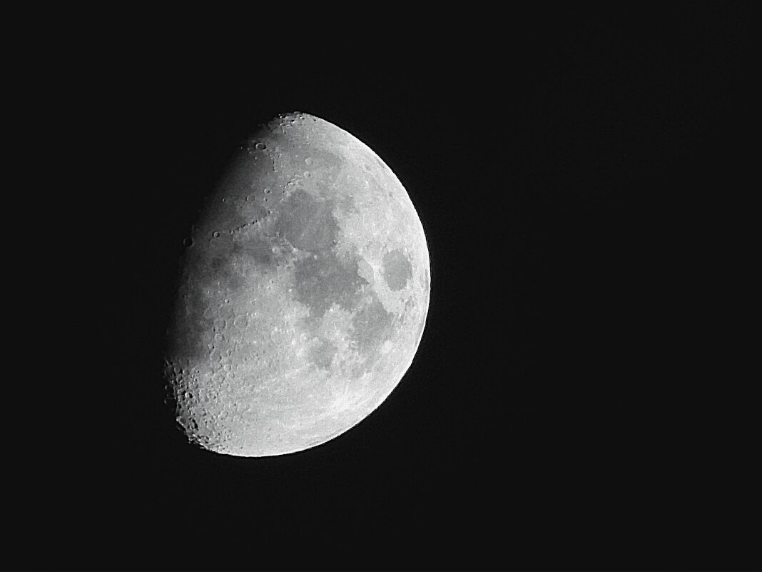 луна - Олег Мельченков