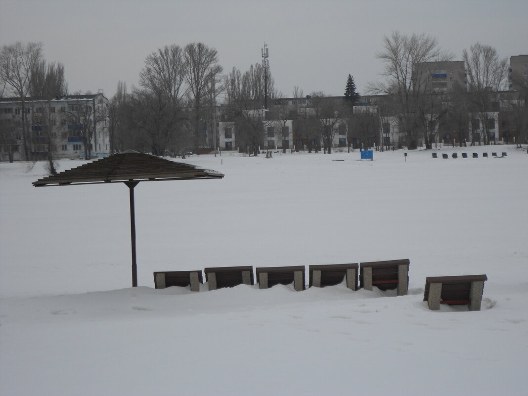 первые дни марта   городской пляж - Елена Шаламова