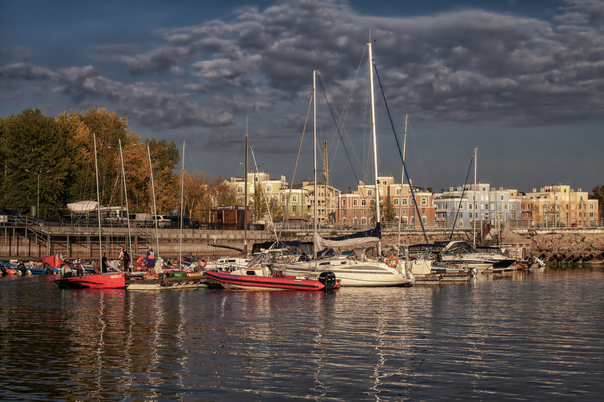 * - Александр Лисовский * - Александр Лисовский