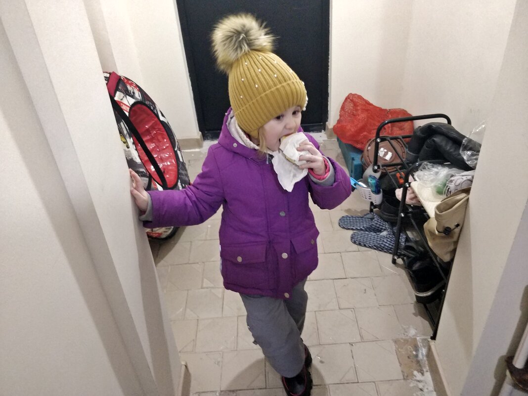 Кушать,хочется - Андрей Хлопонин Кушать,хочется - Андрей Хлопонин