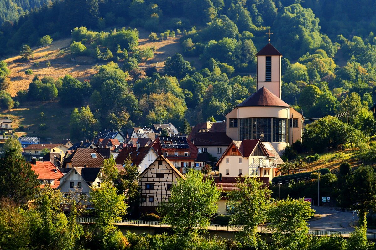 Городок в Шварцвальде - Юрий. Шмаков