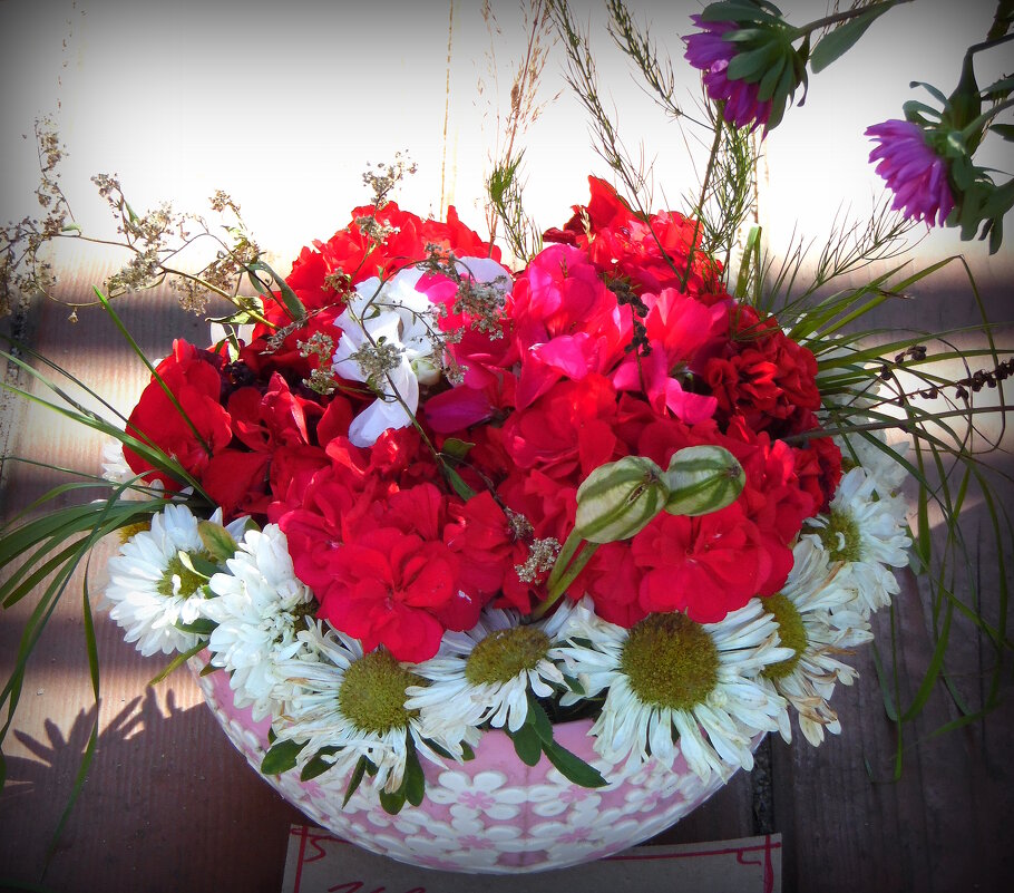 Букеты бывают разные. - nadyasilyuk Вознюк