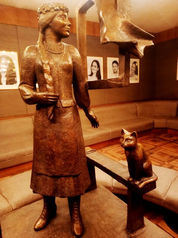 Персонаж коласовского театра. - Vladimir Semenchukov