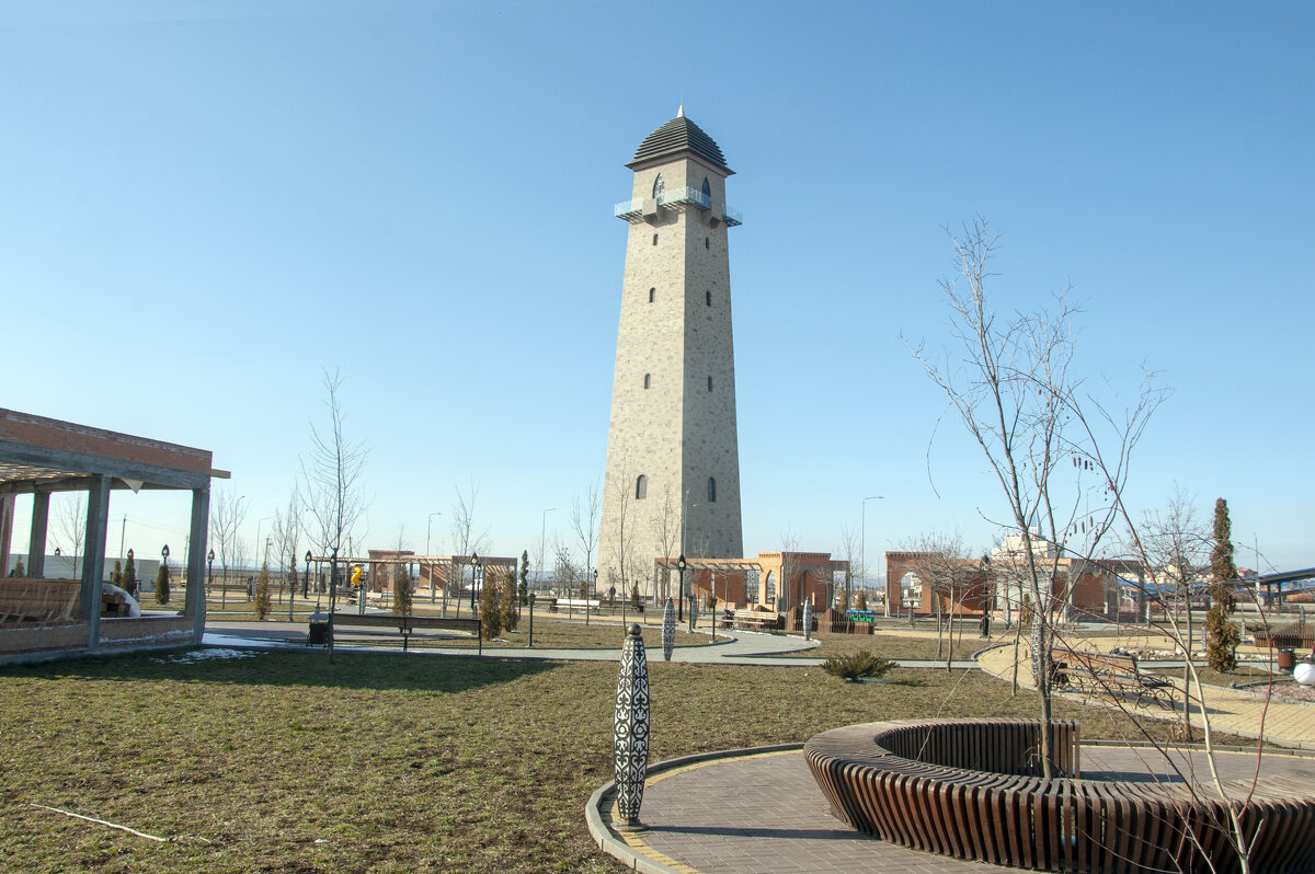 Столица Ингушетии Магас. Центральная площадь - Gen Столица Ингушетии Магас. Центральная площадь - Gen