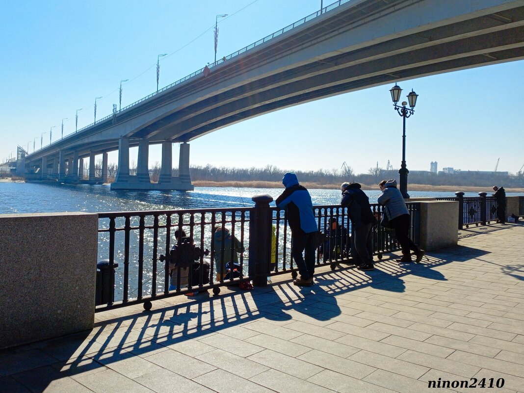 Ростов-на-Дону... на набережной... - Нина Бутко Ростов-на-Дону... на набережной... - Нина Бутко