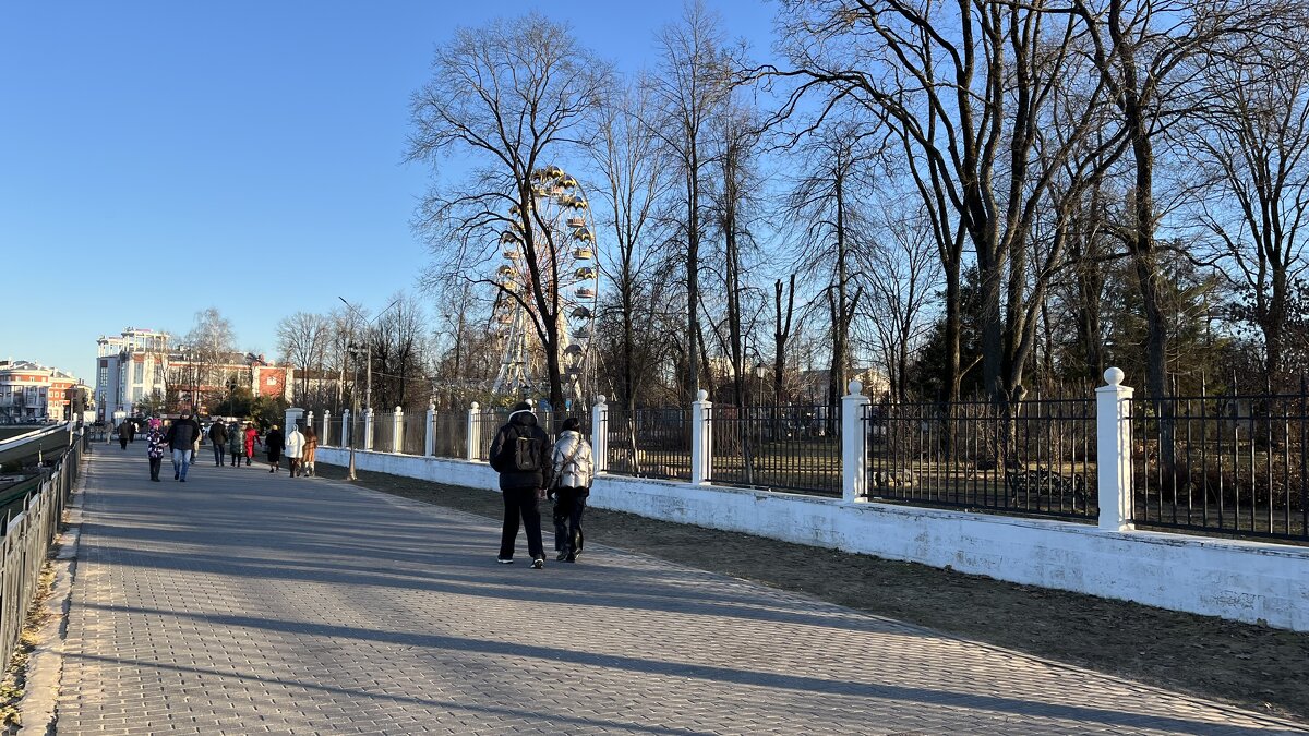 Прогулка по набережной. - Olga Oskolkova Прогулка по набережной. - Olga Oskolkova
