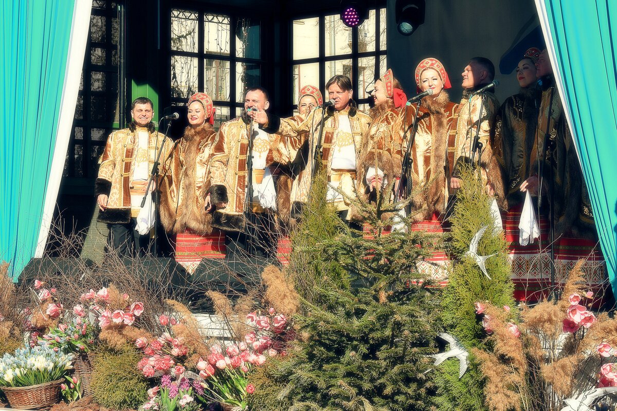 Вокально-хореографический ансамбль "Таврия" им. Л.Д. Чернышевой. - Татьяна Помогалова Вокально-хореографический ансамбль "Таврия" им. Л.Д. Чернышевой. - Татьяна Помогалова