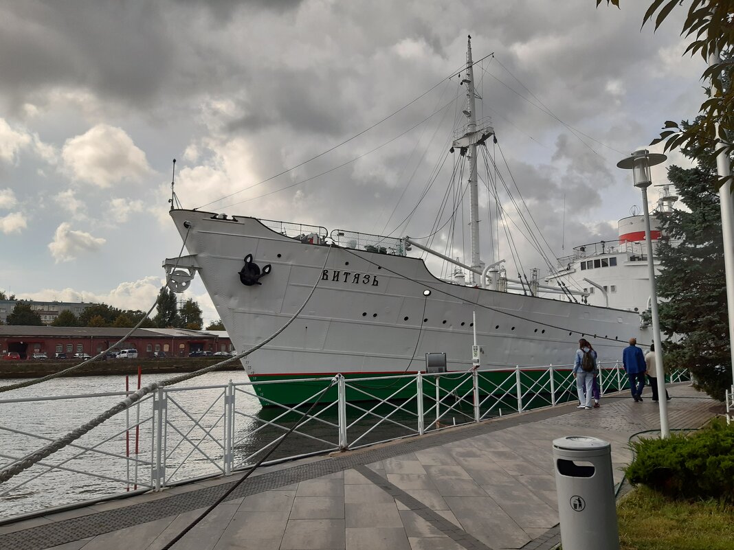 Прогулки по Калининграду - Галина Минчук Прогулки по Калининграду - Галина Минчук