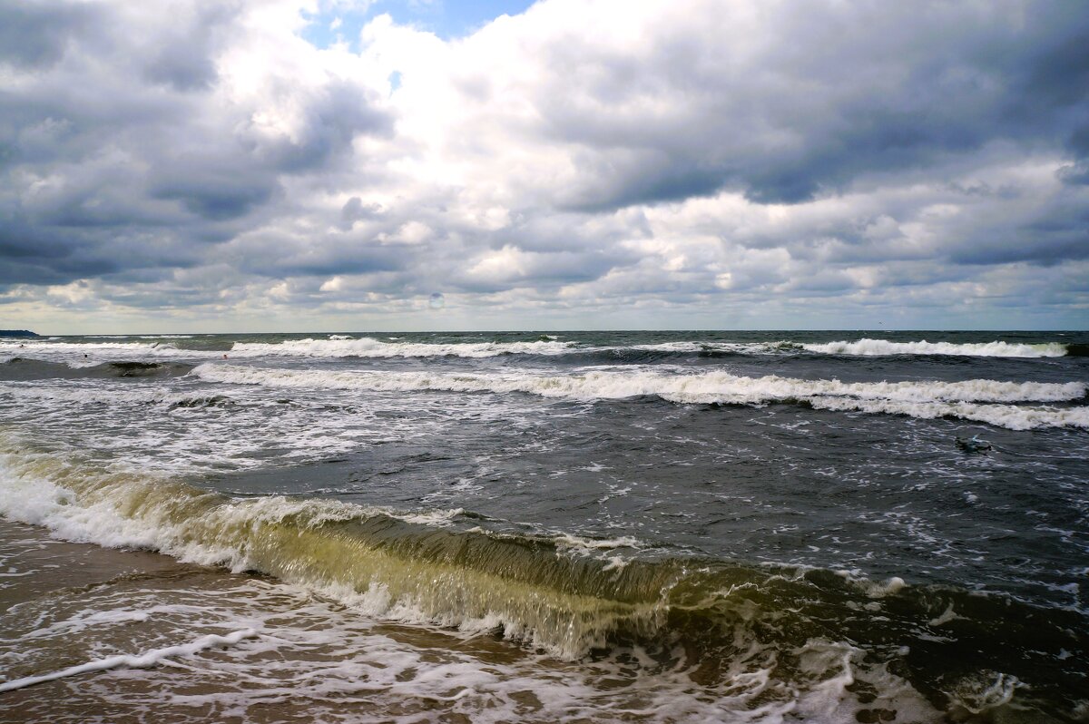 Раз  ~ волно  ~  валось .... - Алёна Савина