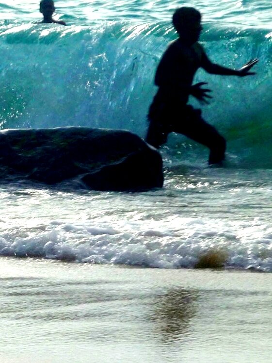 Волна и дети - Ирина Ватолина Волна и дети - Ирина Ватолина