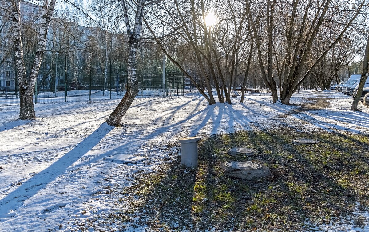 Травка зеленеет, солнышко блестит... - Валерий Иванович Травка зеленеет, солнышко блестит... - Валерий Иванович