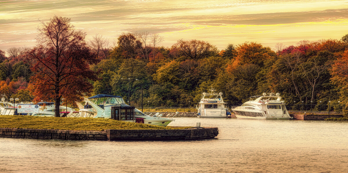 Осень в яхт-клубе. - Владимир Владимир