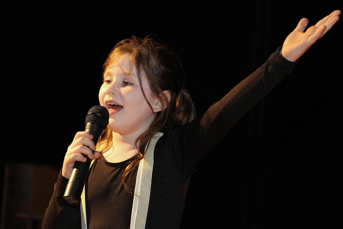 Певица - Sergey Grim Певица - Sergey Grim